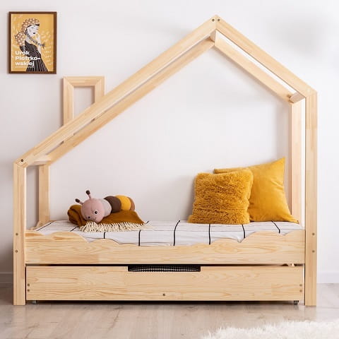Drewniane łóżko domek dla dzieci z kominem - skrzynia LD  1