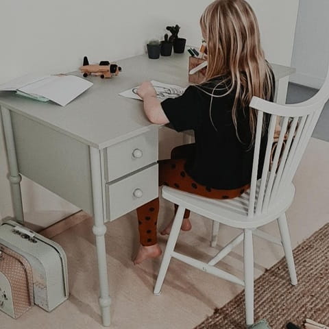 Biurko Babushka oliwka - dziecięce 10