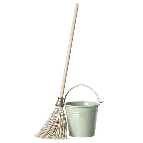Maileg Wiaderko z mopem Bucket and Mop