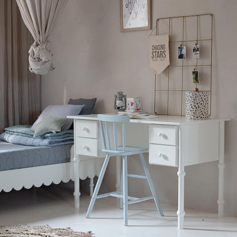 Biurko dziecięce Babushka białe 2