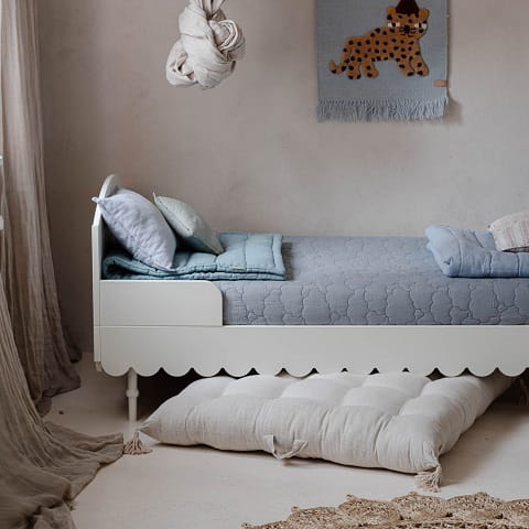 Łóżko Babushka 90x200 cm dziecięce białe 9