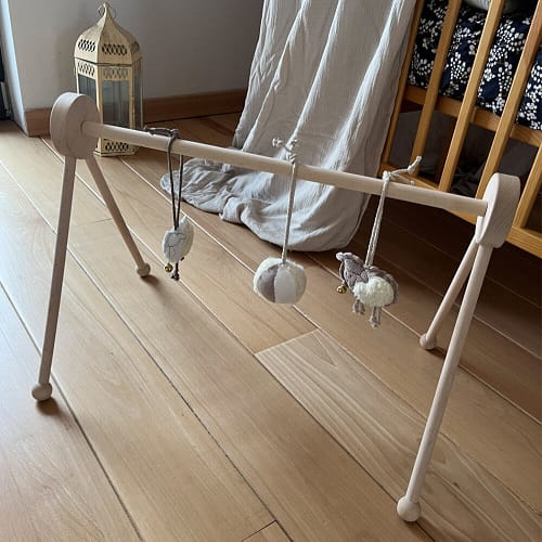 Owieczki - stojak edukacyjny baby gym + 3 zabawki