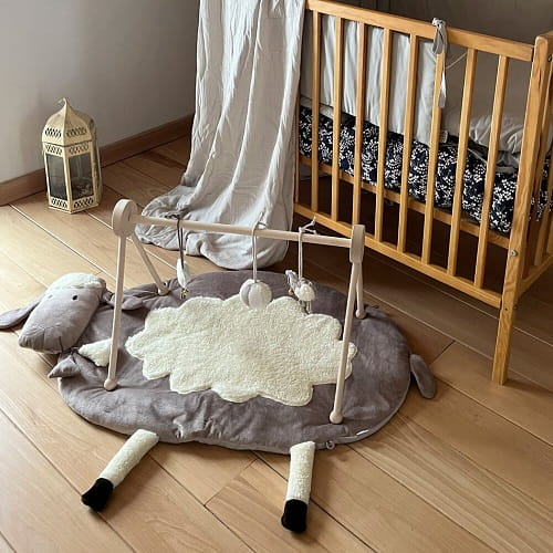 Owieczki - stojak edukacyjny baby gym + 3 zabawki 1