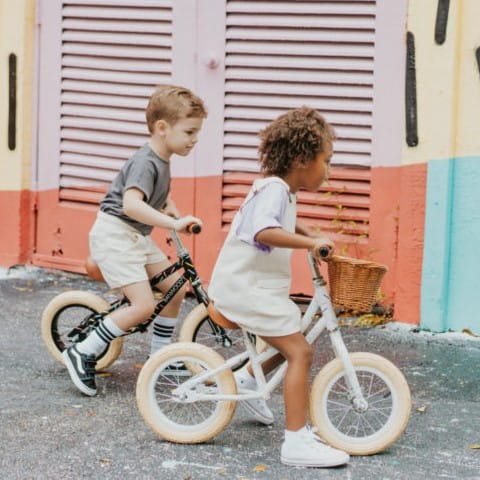 Banwood FIRST GO! Rowerek biegowy Marest Allegra white 4