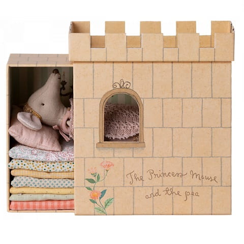 Maileg Myszka Księżniczka na ziarnku grochu - Big Sister Princess and the pea 2023 1