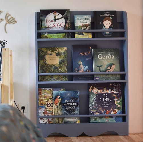 Półka biblioteczka stojąca z rustykalnym dekorem 3