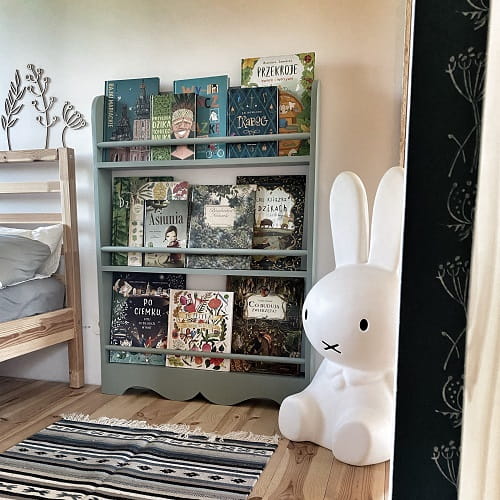 Półka biblioteczka stojąca z rustykalnym dekorem 5