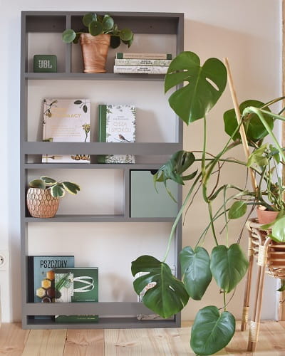 Półka biblioteczka z szufladką 14