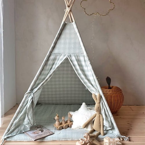 Namiot tipi dla dzieci z matą podłogową z dwustronnego muślinu miętowy w kratkę 1