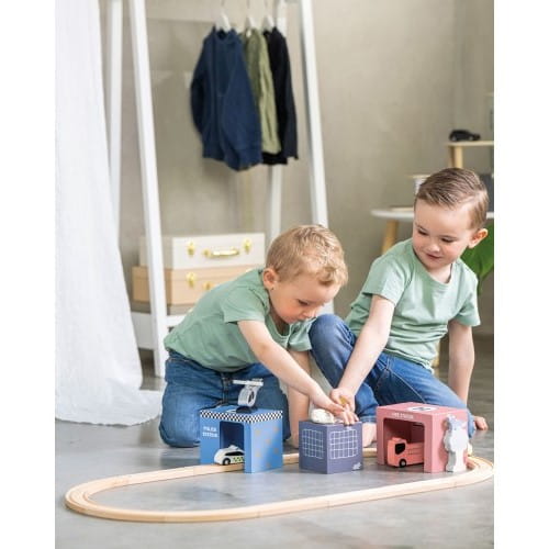 Drewniany tor samochodowy pojazdy ratunkowe Jabadabado 1