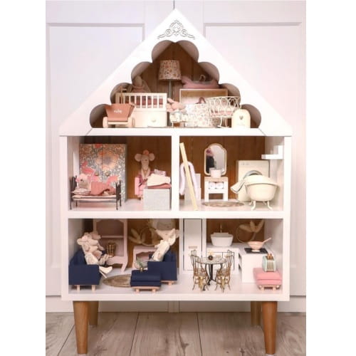 Domek dla myszek w stylu retro, na nóżkach 1