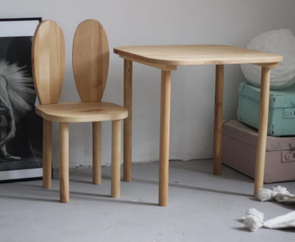 Stolik kwadratowy + krzesełko dziecięce królik WOOD 1