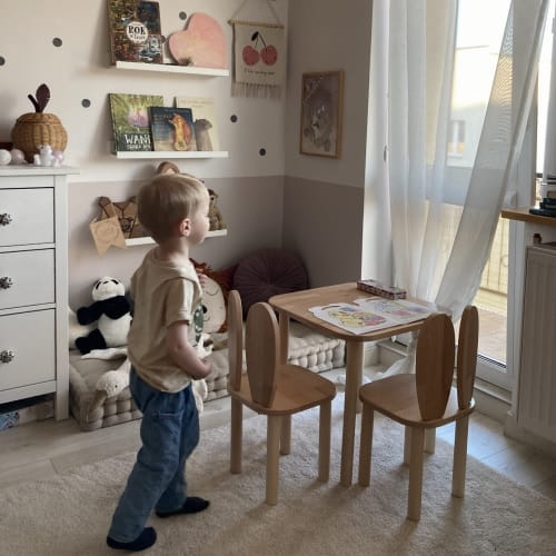 Stolik kwadratowy + krzesełko dziecięce królik WOOD 2