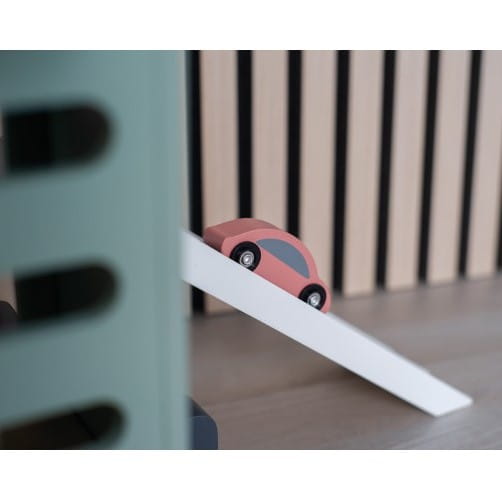 Drewniany garaż, wielopoziomowy parking dla aut Jabadabado 5