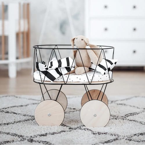 Elegancki wózek / łóżeczko dla lalek OOH NOO 1