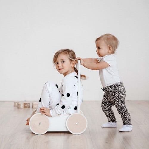 Pchacz chodzik dla dziecka biały OOH NOO