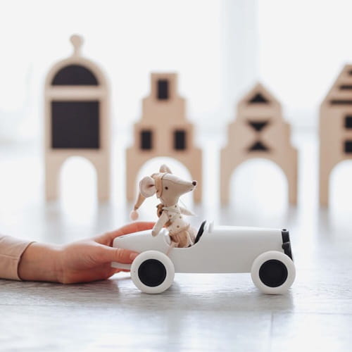 Samochodzik wyścigowy Grand Prix biały OOH NOO 1