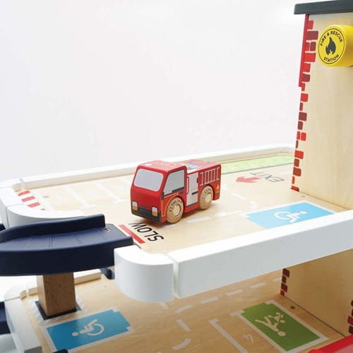 Garaż parking wielopoziomowy straży pożarnej i ratownictwa Le Toy Van 5