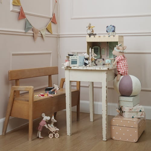 Maileg zamek castle hall  1