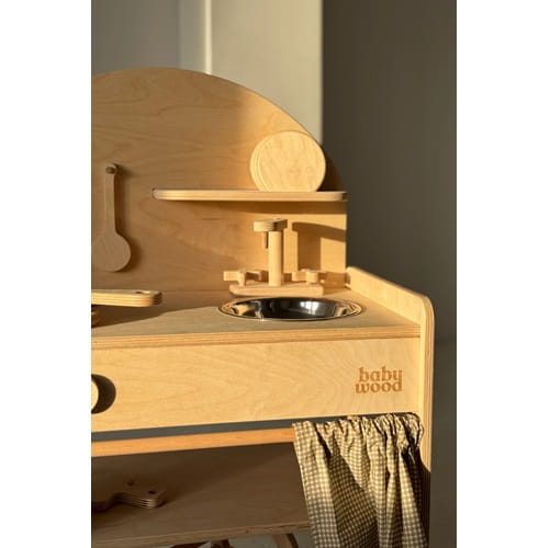 Drewniana kuchnia dla dzieci z akcesoriami 8