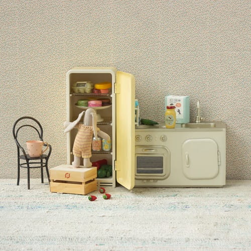 Maileg lodówka żółta fridge yellow dla myszek duża 2024 1