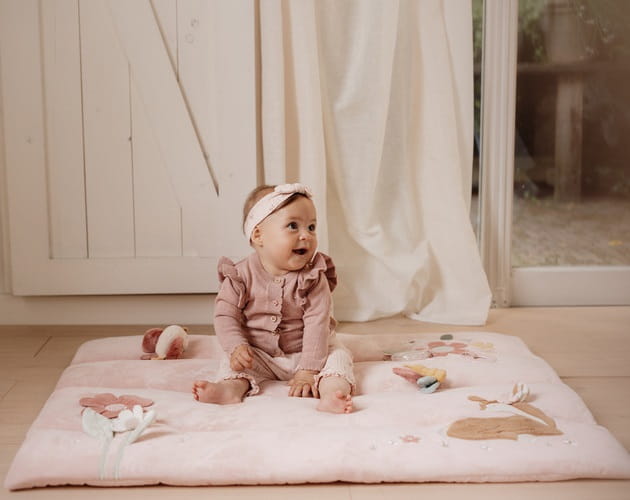 Mata aktywizująca interaktywna do zabawy dla dziewczynki Fairy Garden Little Dutch  3