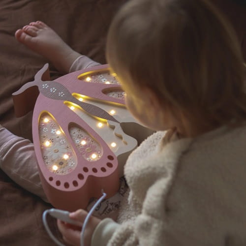 Drewniana Lampka Ćma dla dzieci różowa