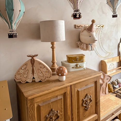 Drewniana Lampka Ćma dla dzieci kremowa