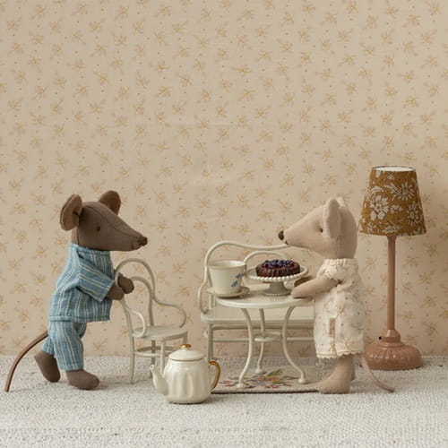 Maileg stół, ławka i krzesło mały biały zestaw kawowy dla myszek 2