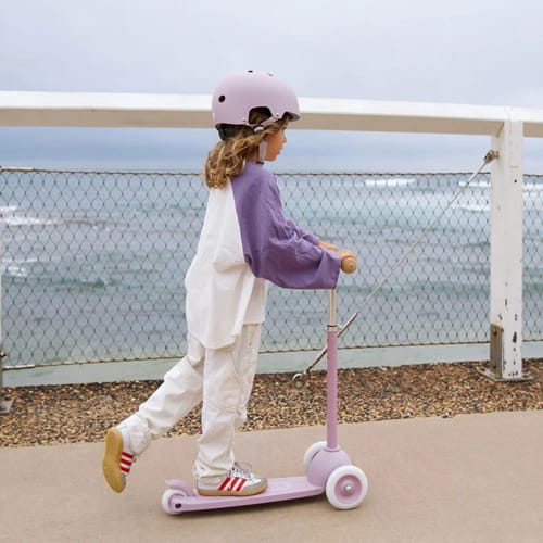 Banwood dziecięcy eco kask rowerowy Lavender lawendowy  2