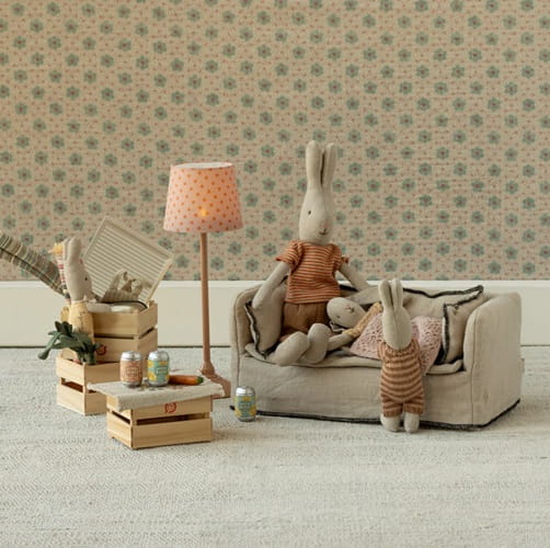 Maileg sofa kanapa lniana dla myszek i króliczków beżowa duża 1