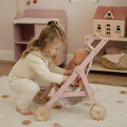 Drewniany wózek dla lalek różowy spacerowy Little Dutch 5