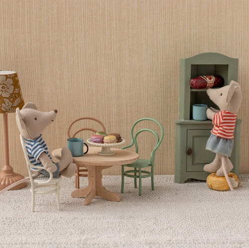 Maileg Stół do jadalni owalny drewniany dla myszek  1