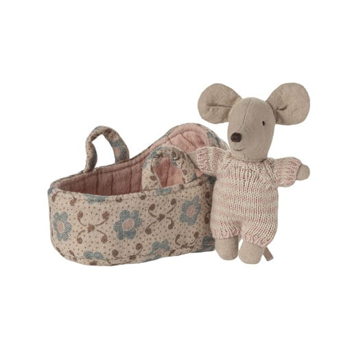 Maileg Myszka niemowlę dziewczynka w nosidełku rose