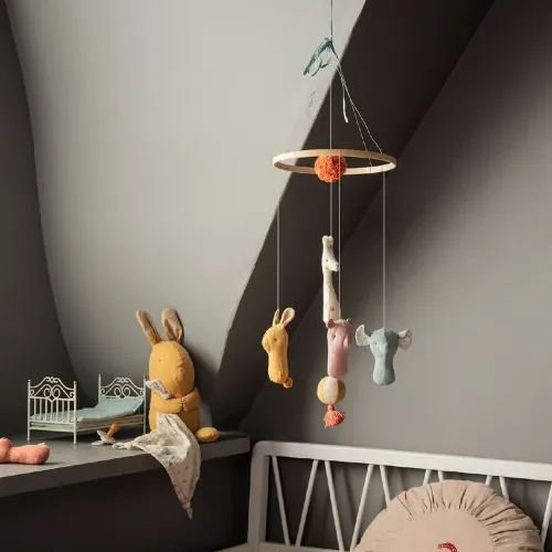 Maileg karuzela do łóżeczka Lullaby friends Mobile 2