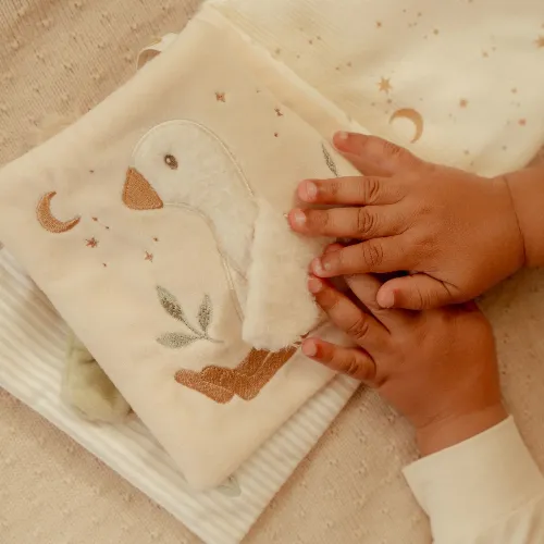 Duża książeczka aktywizująca Newborn Naturals Little Dutch 4