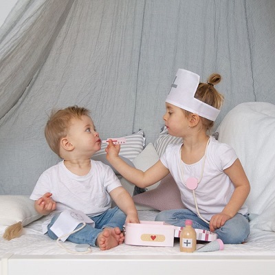 Jabadabado Zestaw lekarski drewniany różowy 1