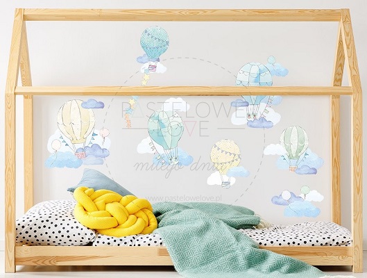 Naklejka na ścianę - balony miętowe 1