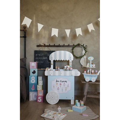 Sklep lodziarnia drewniana Jabadabado 3