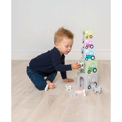 Piramida, wieża ze zwierzątkami farma Jabadabado 2